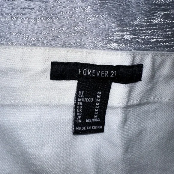 White denim fitted dress - Picture 2 of 3